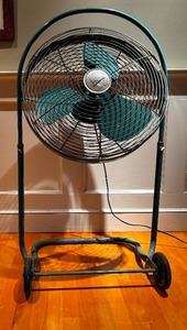 lot 35 image: Vintage Emerson Electric Seabreeze Fan