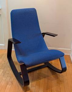 lot 10 image: Blue and Black Rapson Rocker
