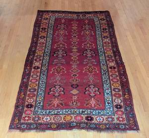 lot 14 image: Vintage Wool Accent Persian Rug