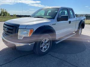 lot 16B image: 2011 Ford F-150 Lariat - 4X4