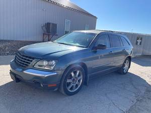 lot 16J image: 2005 Chrysler Pacifica Touring - AWD