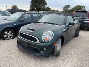 lot 18G image: 2014 MINI Roadster Cooper S - 2 OWNERS