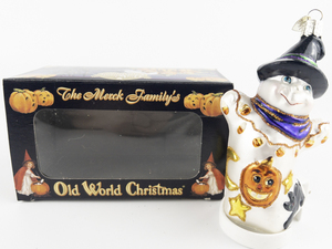 lot 15 image: OLD WORLD CHRISTMAS Fit to be tied Ornament #26028