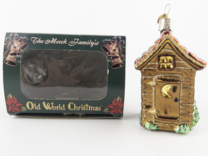 lot 33 image: OLD WORLD CHRISTMAS Outhouse Ornament #20012