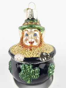 lot 40 image: Pair of OLD WORLD CHRISTMAS Leprechauns Treasure Ornament #24059