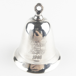 lot 74 image: KIRK STIEFF Ill Be Home For Christmas Boxed Musical-Annual Bell 1988