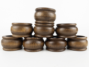 lot 132 image: Set of 8 VINTAGE Wooden Napkin Rings