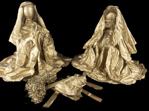 lot 150 image: Large Papier-mch Golden Mary & Joseph Manger Nativity Scene