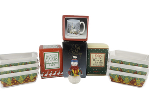 lot 154 image: 6 Mini Bread Loaf Baking Pans, Hurricane Lamps, Candles, Mug, & More