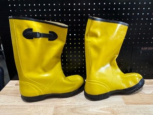 Boss Rubber Slip On Boots