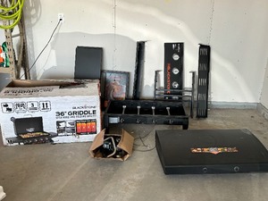 36 Blackstone Griddle (damaged)