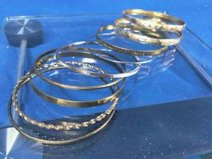 10 Bracelets
