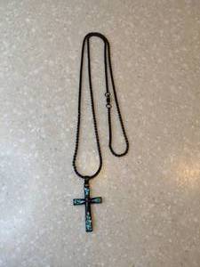 lot 420 image: New Cross Necklace Silver Plated Black and Turquoise P