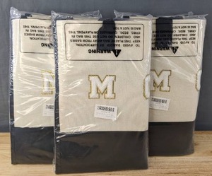 lot 112 image: Brand New Resellers Paradise 7 MOM Canvas Tote Bags B