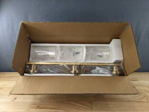 lot 171 image: New 3-Light Gold Fixture Vanity LightB