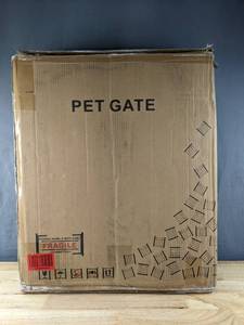 lot 177 image: New Pet Gate with 6 Grey Sections B