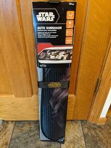 lot 447 image: New Disney Star Wars Auto Sunshade P