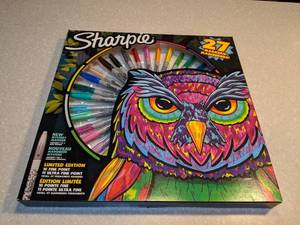 lot 450 image: New Sharpie Markers 27 Total Fine Ultra Fine Point P