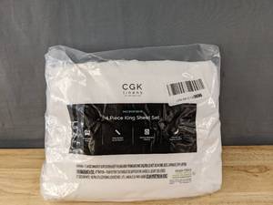 lot 223 image: New CGK Linens 4-Piece Sheet Set Size King L
