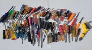 lot 112 image: Huge Hand Tool Collection - Screwdrivers