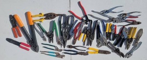 lot 110 image: Huge Hand Tool Collection - Pliers - Wire Cutters - Shears