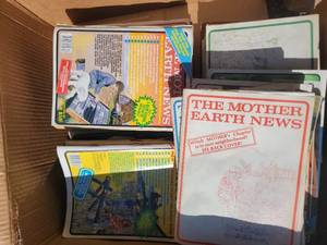 lot 94 image: The Mother Earth News Magazine Collection - Dozens