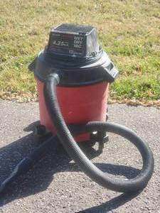 lot 88 image: Craftsman 12 gal. WetDry Vac