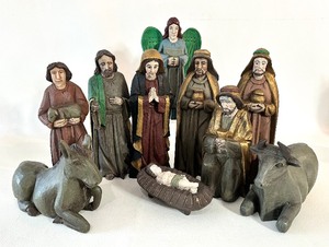 lot 72 image: Rustic Vintage HAND CARVED WOODEN Nativity Set
