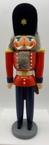 lot 16 image: Vintage ERZGEBIRGE Christmas Nutcracker MIB