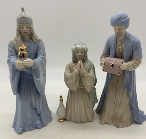 lot 54 image: ENESCO - The Three Kings Porcelain Nativity Set of 3
