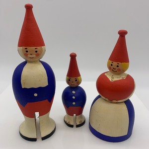 lot 22 image: 3 Vintage SWEDISH Scandinavian Wooden Figurines - Norge