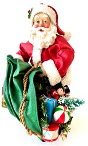 lot 123 image: CLOTHTIQUES by POSSIBLE DREAMS Collectable Vintage Wishes Come True Santa Figure with Box
