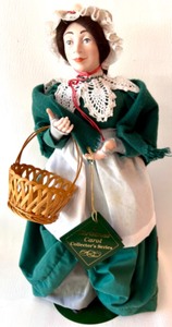 lot 127 image: DEPT 56 A Christmas Carol Collector Series MRS CRATCHIT Porcelain Figure with Box