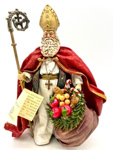 lot 142 image: KSA COLLECTABLES Fabriche St. Nicholas the Bishop KURT ADLER Figurine with Box