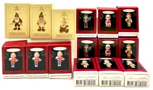 lot 152 image: HALLMARK KEEPSAKE & HALLMARK GOLD CROWN COLLECTABLE Garden Elves & Toymaker Elves Collection Ornaments - QTY 15