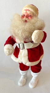 lot 211 image: Vintage HAROLD GALE Santa Figurine - Red