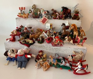 lot 282 image: Large Assortment of CHRISTMAS Ornaments - Over 50