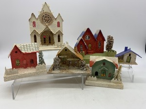 lot 310 image: Vintage CHRISTMAS Paper Glitter Houses - QTY 6 - Japan