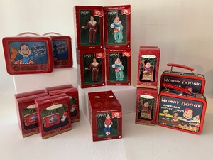 lot 182 image: HOWDY DOODY Collectibles including Lunch Boxes & Hallmark Ornaments