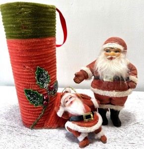 lot 364 image: Vintage Plastic Velvet Flocked Santas - QTY 2 with Vintage Chenille Christmas Boot