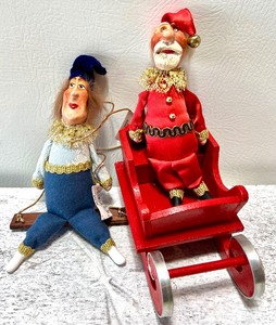 lot 383 image: Pair of Comical Holiday Fun &nbspMade in ITALY