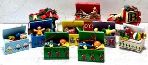 lot 387 image: Miniature TAIWAN Wooden Handmade Workbench & Toy Box Ornaments - QTY 10