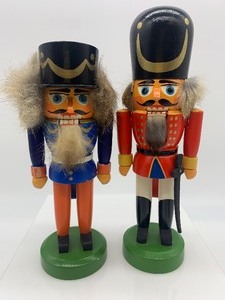 lot 350 image: Vintage ERZGEBIRGE Nutcrackers Soldiers - QTY 2