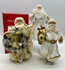 lot 438 image: Trio of SANTAS in White - Christmas Decor