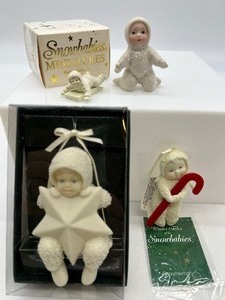 lot 514 image: Assorted SNOWBABIES Figurines including Pewter