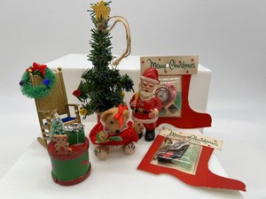 lot 513 image: Vintage Mini Christmas Treasures including Plastic Santa