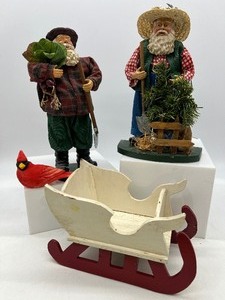 lot 516 image: Pair of Christmas Farmer Santas and Wooden Sleigh