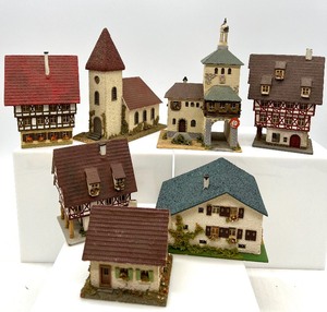 lot 521 image: Vintage German Christmas Light Houses - QTY 7