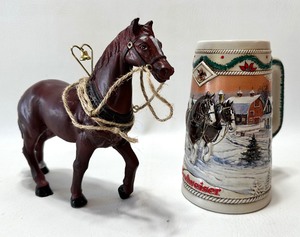 lot 498 image: 1996 BUDWEISER Holiday Stein and Resin Horse