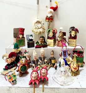 lot 509 image: Harlequin and Music Box Ornament Bundle including DEPARTMENT 56 and WAYNE KLESKI
